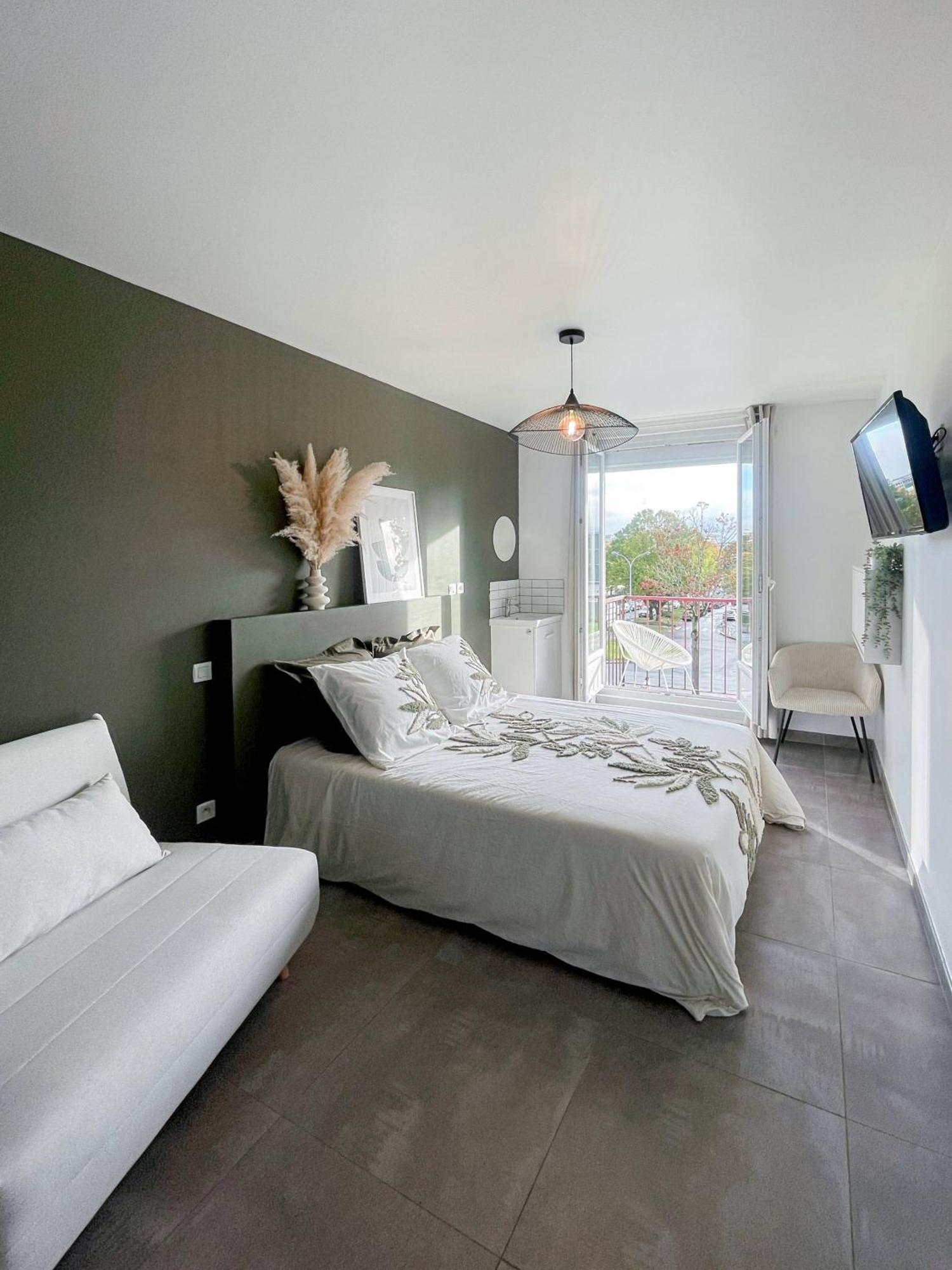 Auteuil • 4 • Wifi • Metro A 400m Apartamento